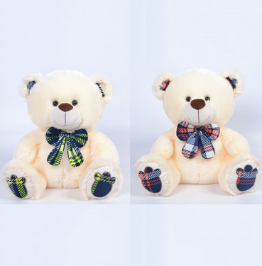 WO12724-13  OSO CON MO?O CUADRILLE